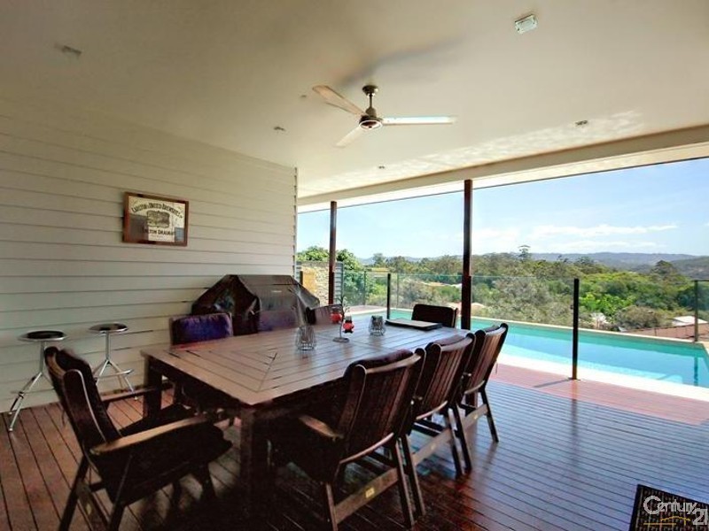 8 Black Myrtle Court, Woombye QLD 4559