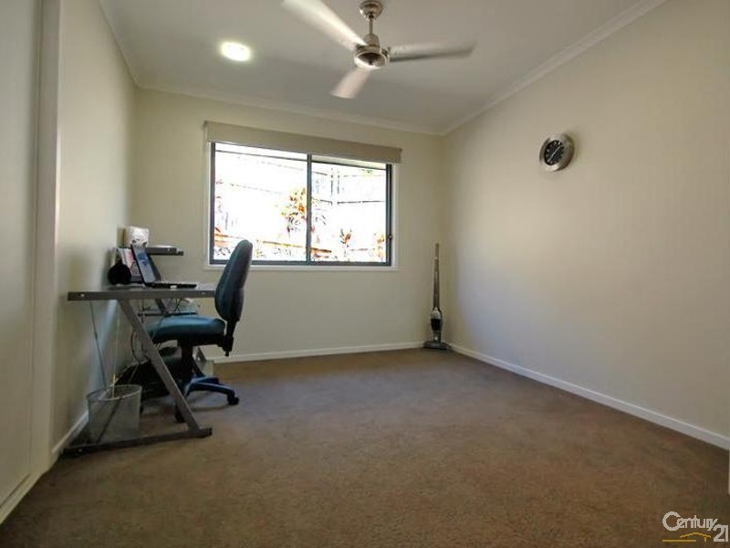 8 Black Myrtle Court, Woombye QLD 4559