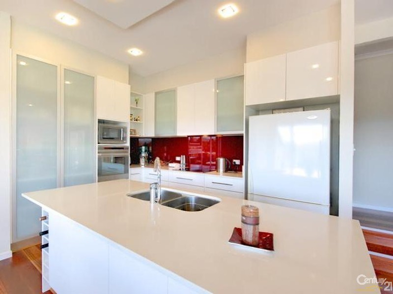 8 Black Myrtle Court, Woombye QLD 4559