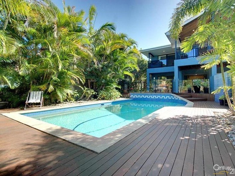 Alexandra Headland QLD 4572