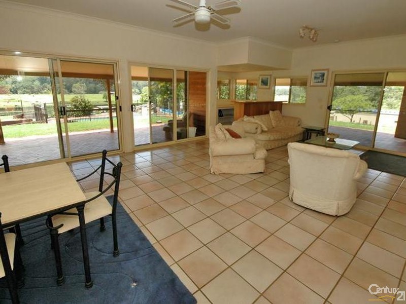 384 Blackall Range Road, Woombye QLD 4559