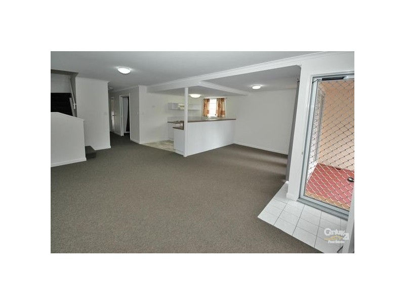 4 / 137 Tepequar Drive, Maroochydore QLD 4558