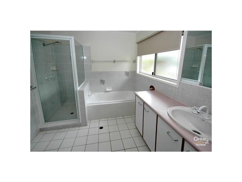 4 / 137 Tepequar Drive, Maroochydore QLD 4558
