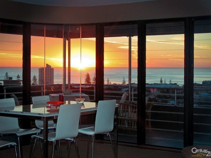 21 Yakola Parade, Alexandra Headland QLD 4572