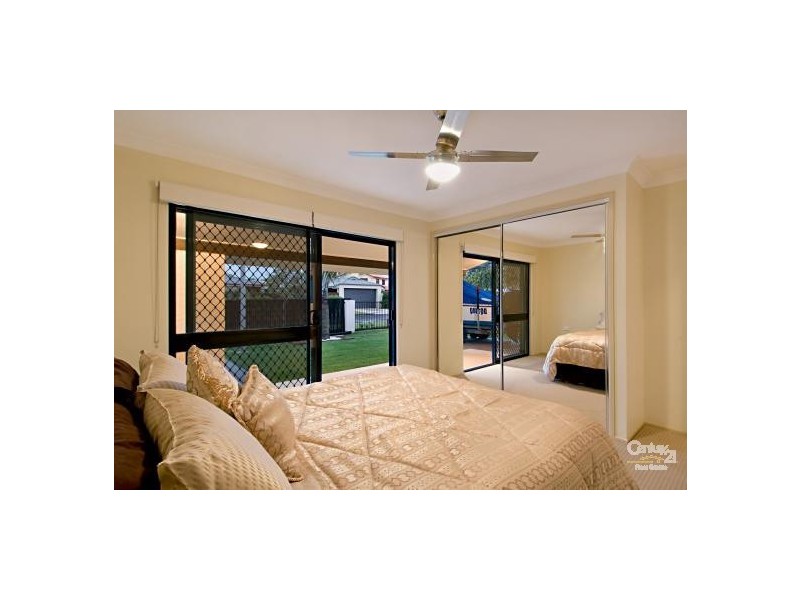 16 Boorook Street, Buddina QLD 4575