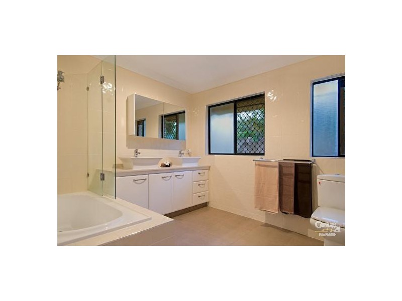 16 Boorook Street, Buddina QLD 4575