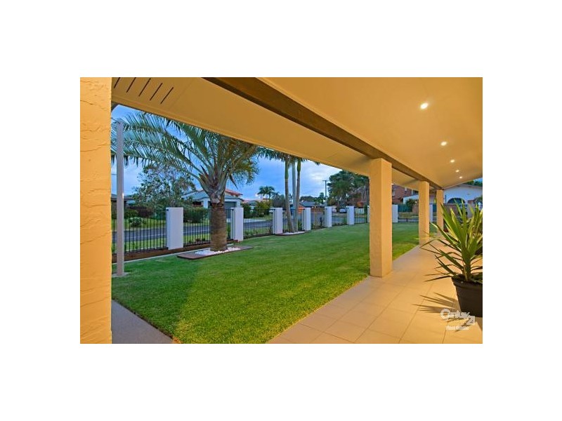 16 Boorook Street, Buddina QLD 4575