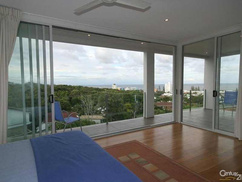 21 Tantula Road East, Alexandra Headland QLD 4572