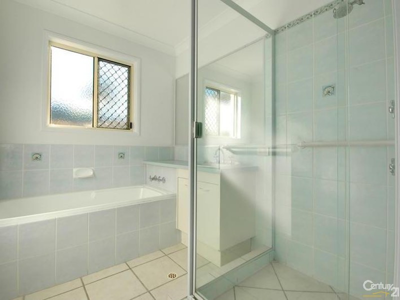 6 Riverbreeze Way, Kuluin QLD 4558