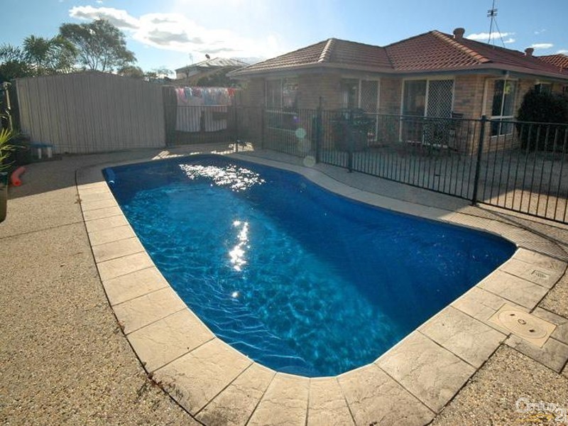 12 Carib Court, Mountain Creek QLD 4557