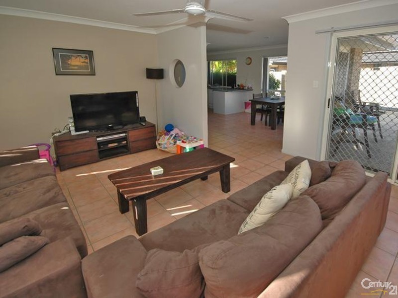 12 Carib Court, Mountain Creek QLD 4557