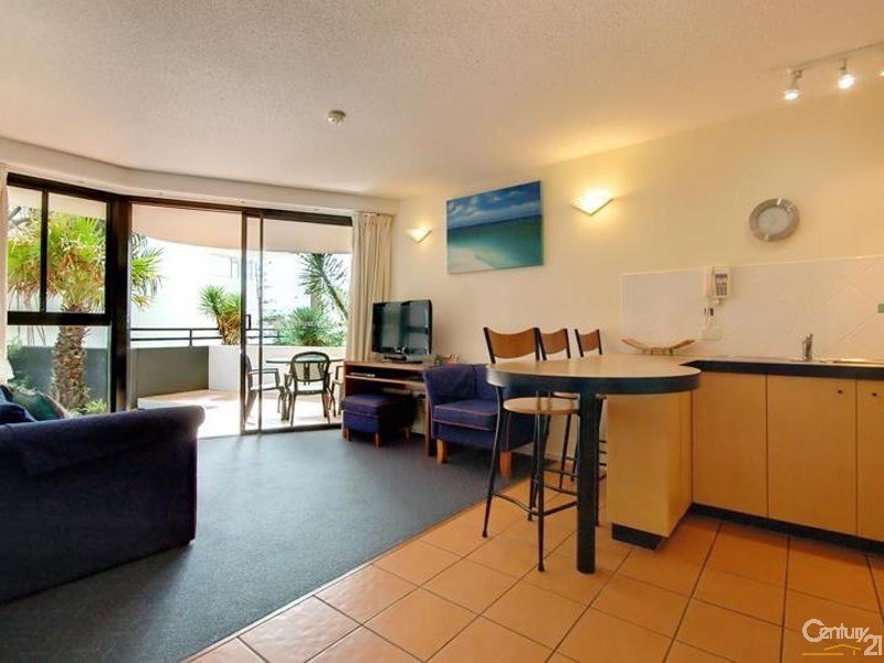 2/136-138 OCEAN BOULEVARD Alexandra Parade, Alexandra Headland QLD 4572