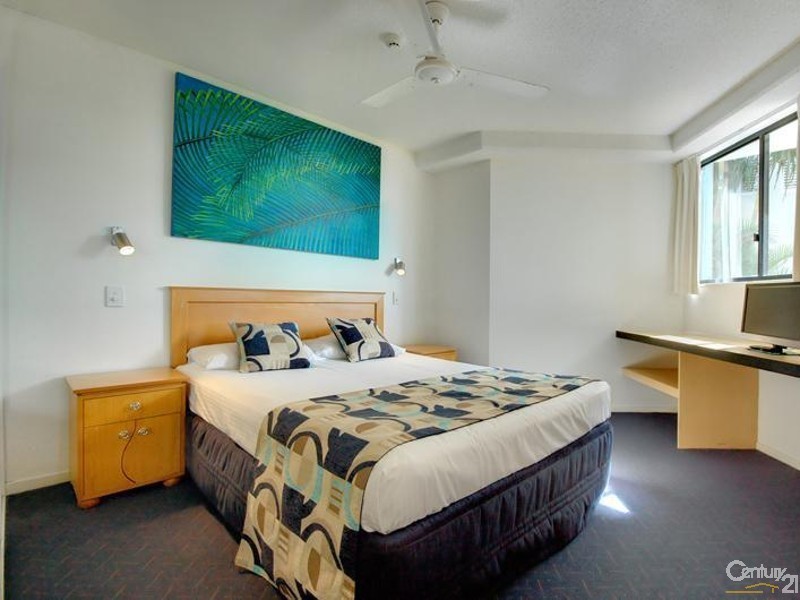 2/136-138 OCEAN BOULEVARD Alexandra Parade, Alexandra Headland QLD 4572