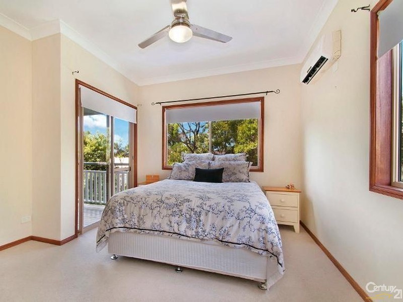 6 Kona Court, Mountain Creek QLD 4557
