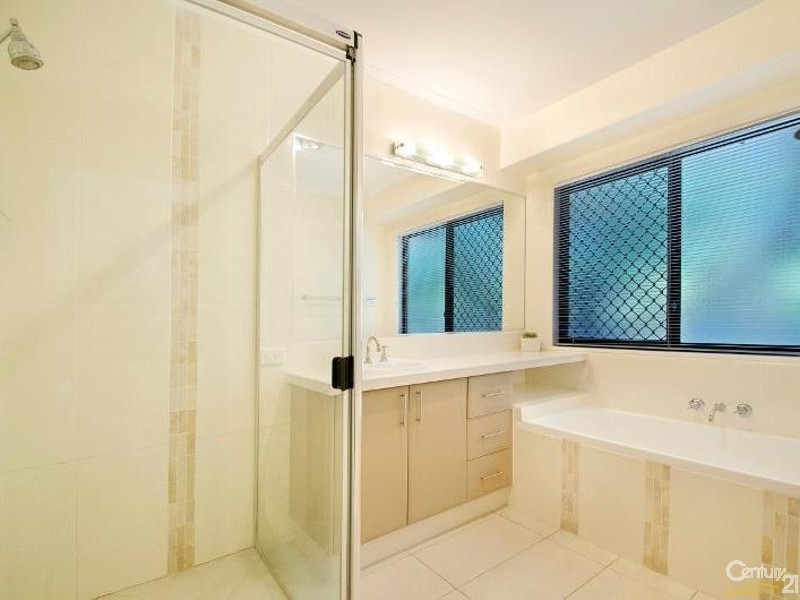 13 Leah Close, Buderim QLD 4556