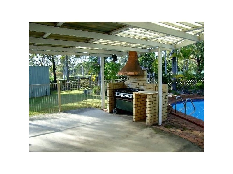 5 Lachlan Court, Helensvale QLD 4212