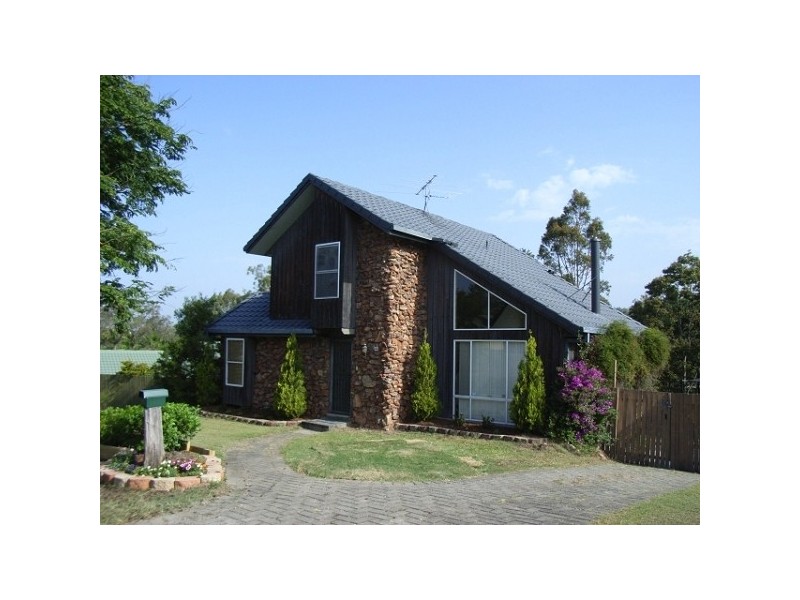 4 MERINO DRIVE, Helensvale QLD 4212