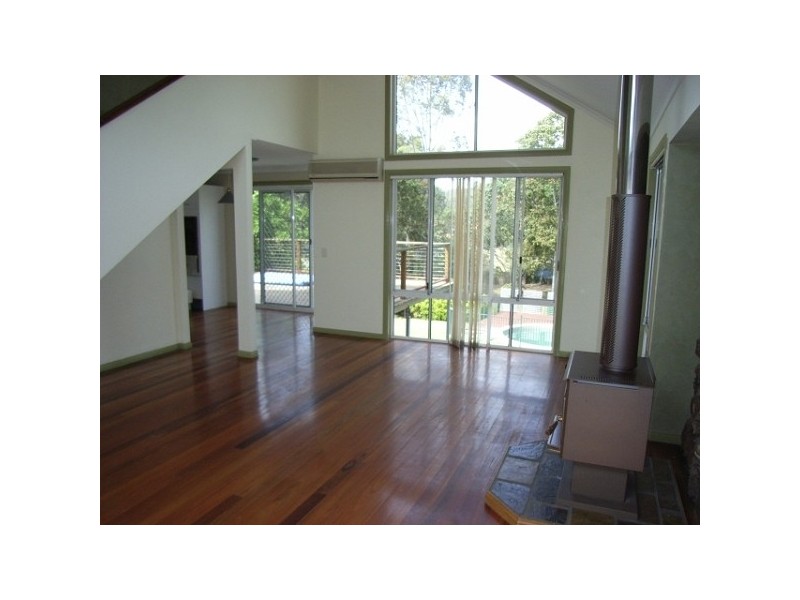 4 MERINO DRIVE, Helensvale QLD 4212