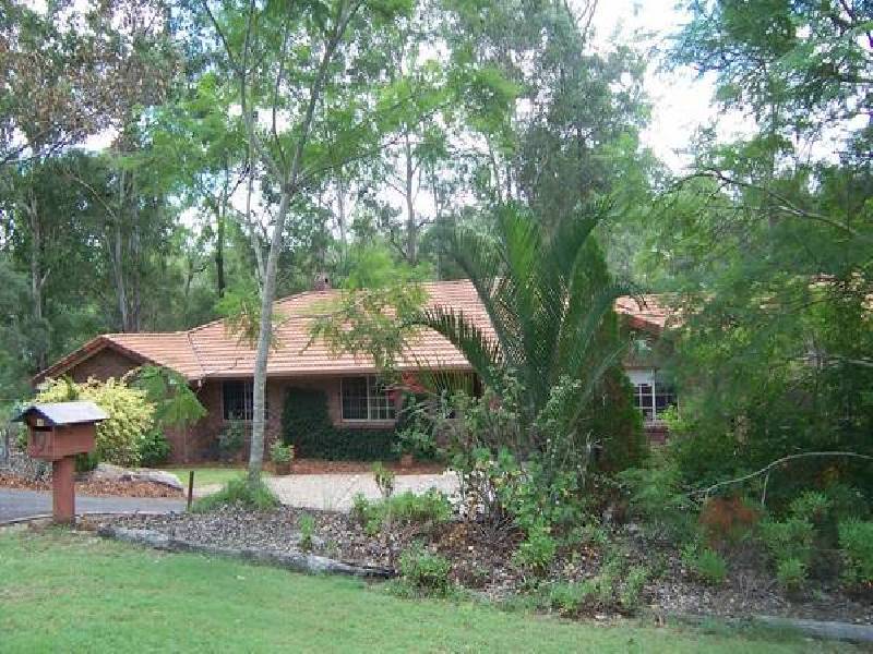 9 Parkwood Avenue, Camira QLD 4300