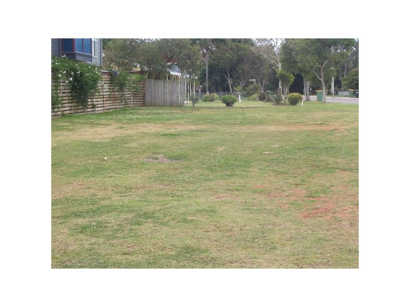 2 Junee, Redland Bay QLD 4165