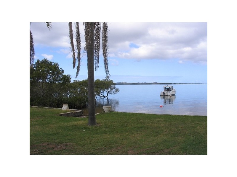 2 Junee, Redland Bay QLD 4165