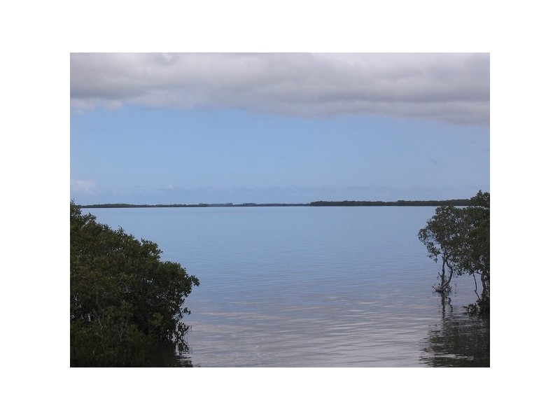 42 Rusbrook Street, Redland Bay QLD 4165