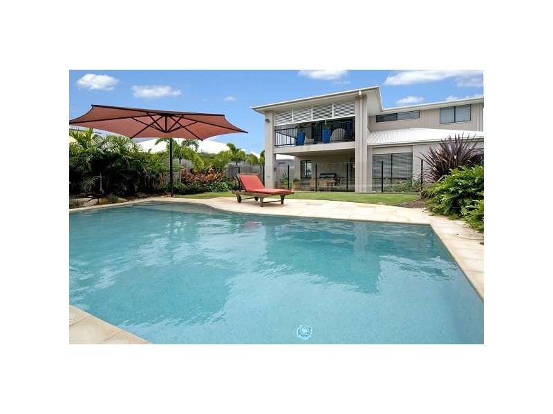 89 Penzance Drive, Redland Bay QLD 4165