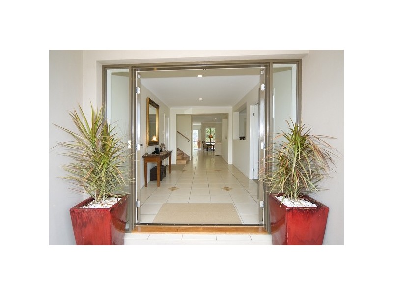 89 Penzance Drive, Redland Bay QLD 4165