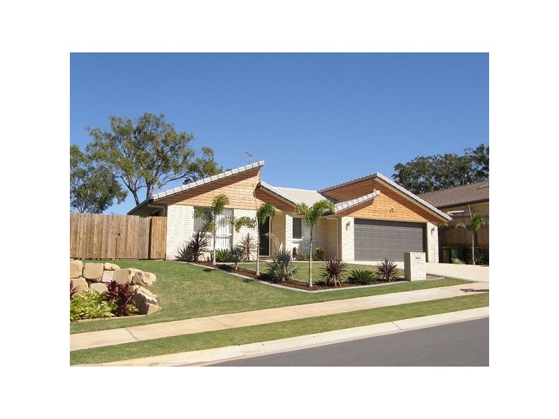 26 Emperor Drive, Redland Bay QLD 4165