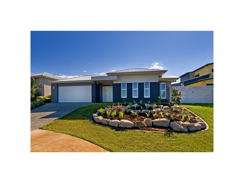 87 Penzance Drive, Redland Bay QLD 4165