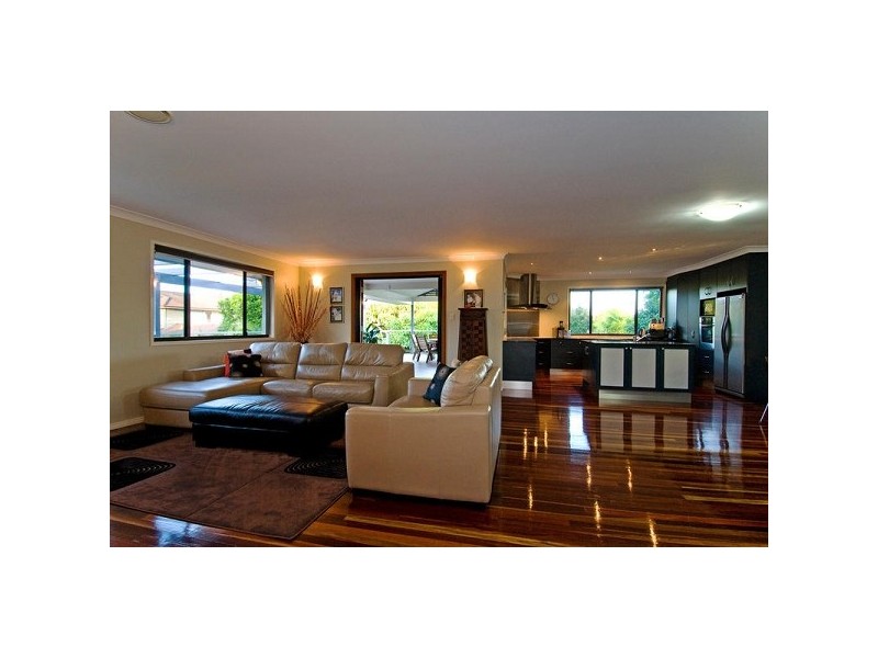 103 Channel Street South, Cleveland QLD 4163