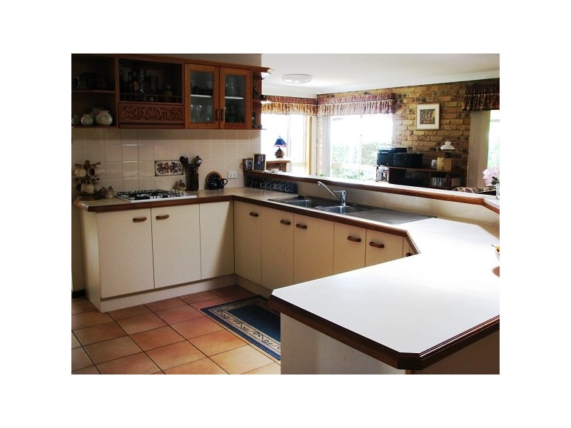 3 Viewfield Street, Redland Bay QLD 4165