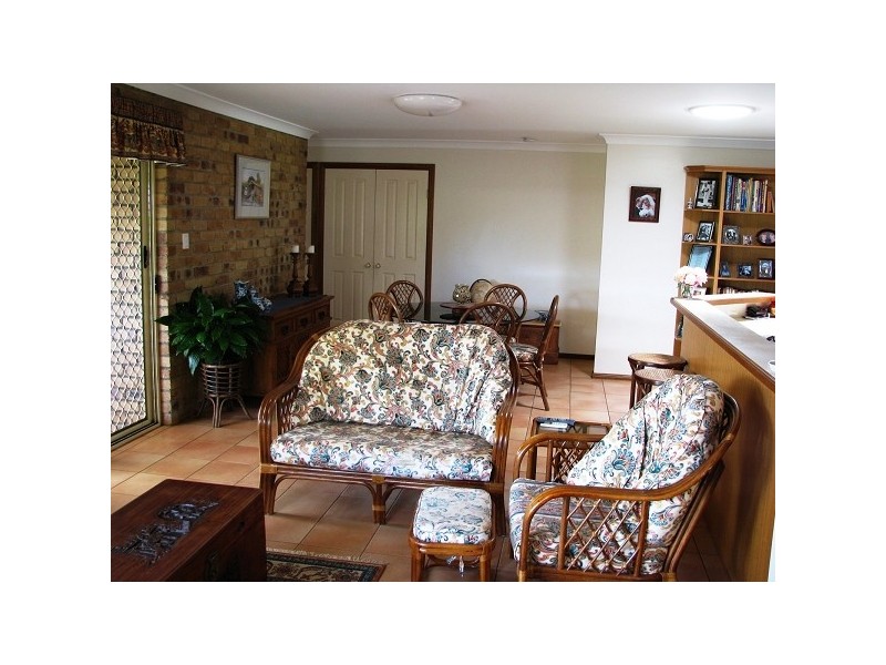 3 Viewfield Street, Redland Bay QLD 4165