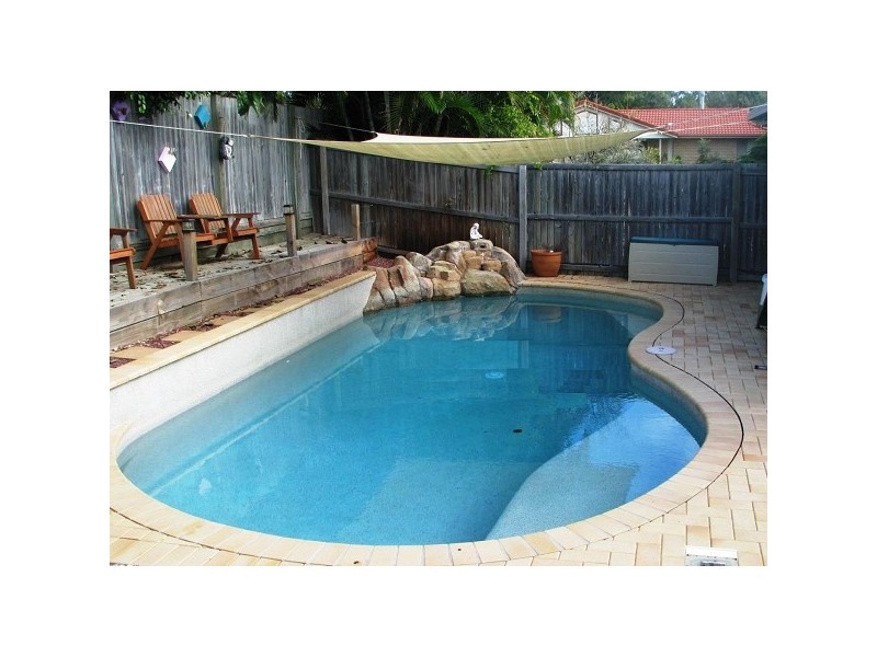 2 Darren Close, Victoria Point QLD 4165