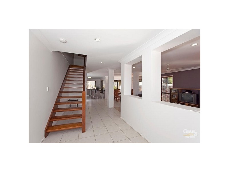 23 Aqua Crescent, Redland Bay QLD 4165