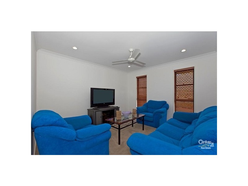 23 Aqua Crescent, Redland Bay QLD 4165