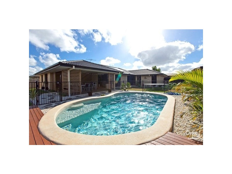 3 Cole Street, Redland Bay QLD 4165