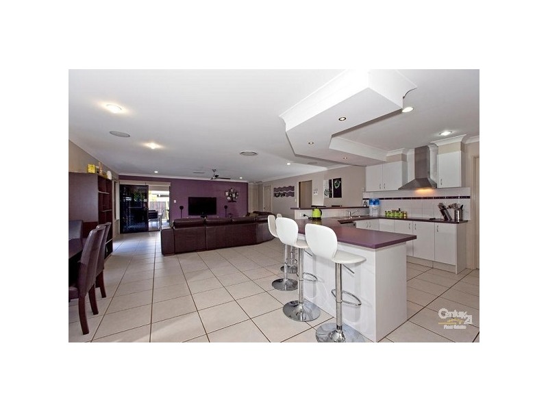 3 Cole Street, Redland Bay QLD 4165