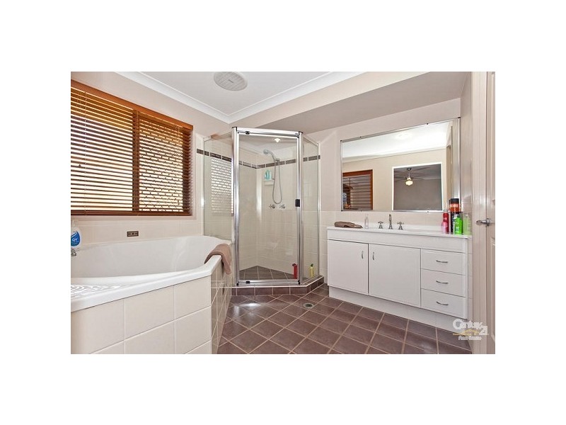 3 Cole Street, Redland Bay QLD 4165