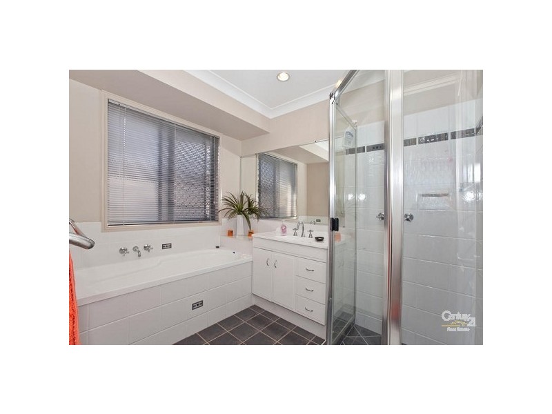 3 Cole Street, Redland Bay QLD 4165