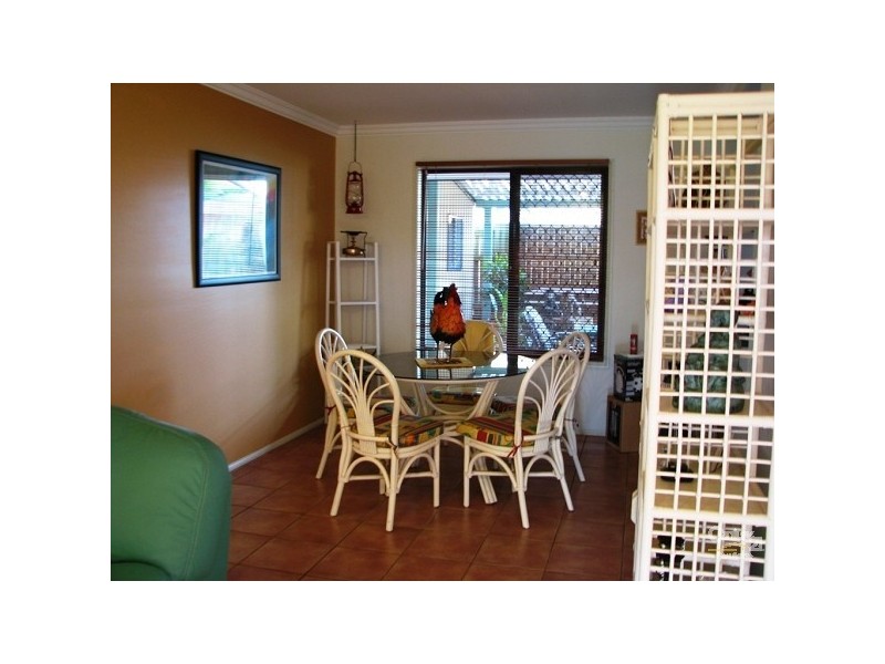 2 Westburn Court, Redland Bay QLD 4165