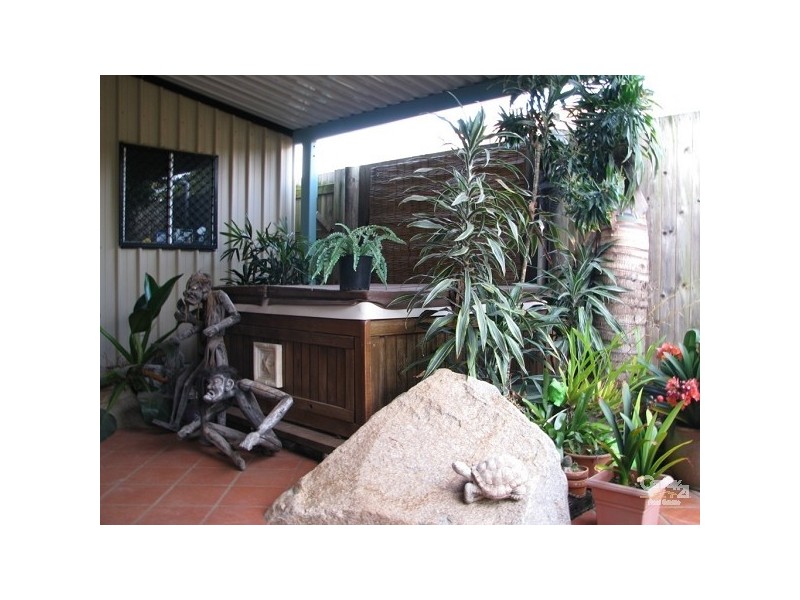 2 Westburn Court, Redland Bay QLD 4165