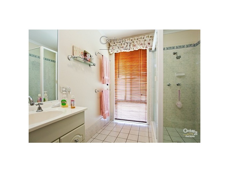 31 Pinelands cct, Redland Bay QLD 4165