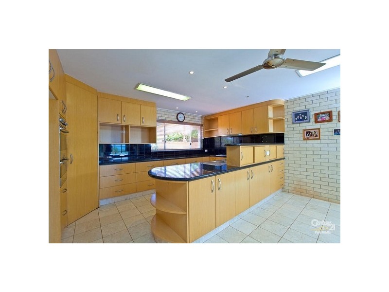 12 Wilson Esplanade, Redland Bay QLD 4165
