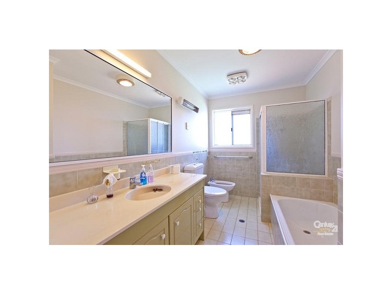 12 Wilson Esplanade, Redland Bay QLD 4165