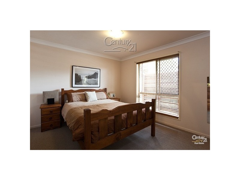 224 Main St, Redland Bay QLD 4165