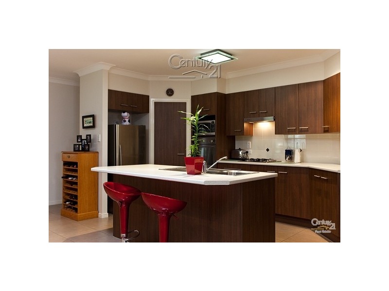 20 Emperor Drive, Redland Bay QLD 4165