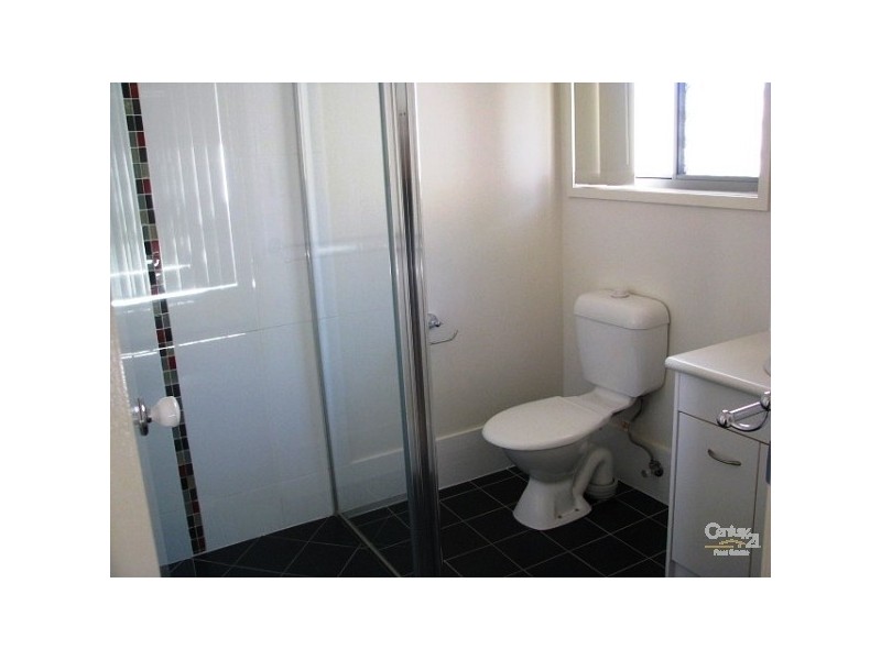 4 St Bees Close, Redland Bay QLD 4165