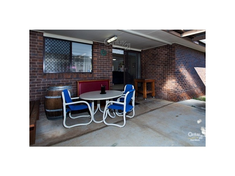 8 Holz Street, Victoria Point QLD 4165