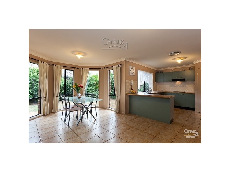 1 Panorama Ct, Redland Bay QLD 4165
